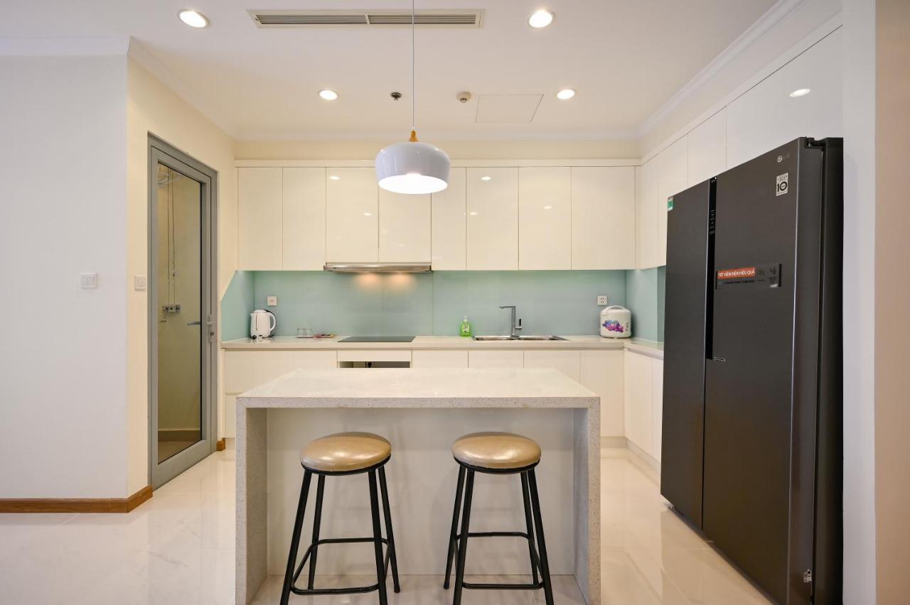 Landmark2,landmark81, Skyview 2bedroom